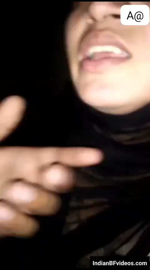Pakistani Girl Pussy Touching MMS Video