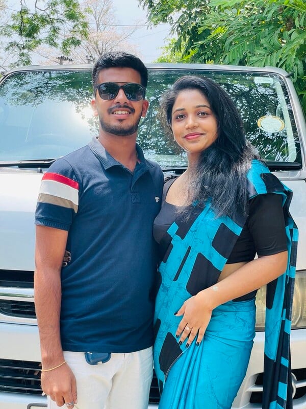Sri Lankan Newly Married Couple Honeymoon Pics