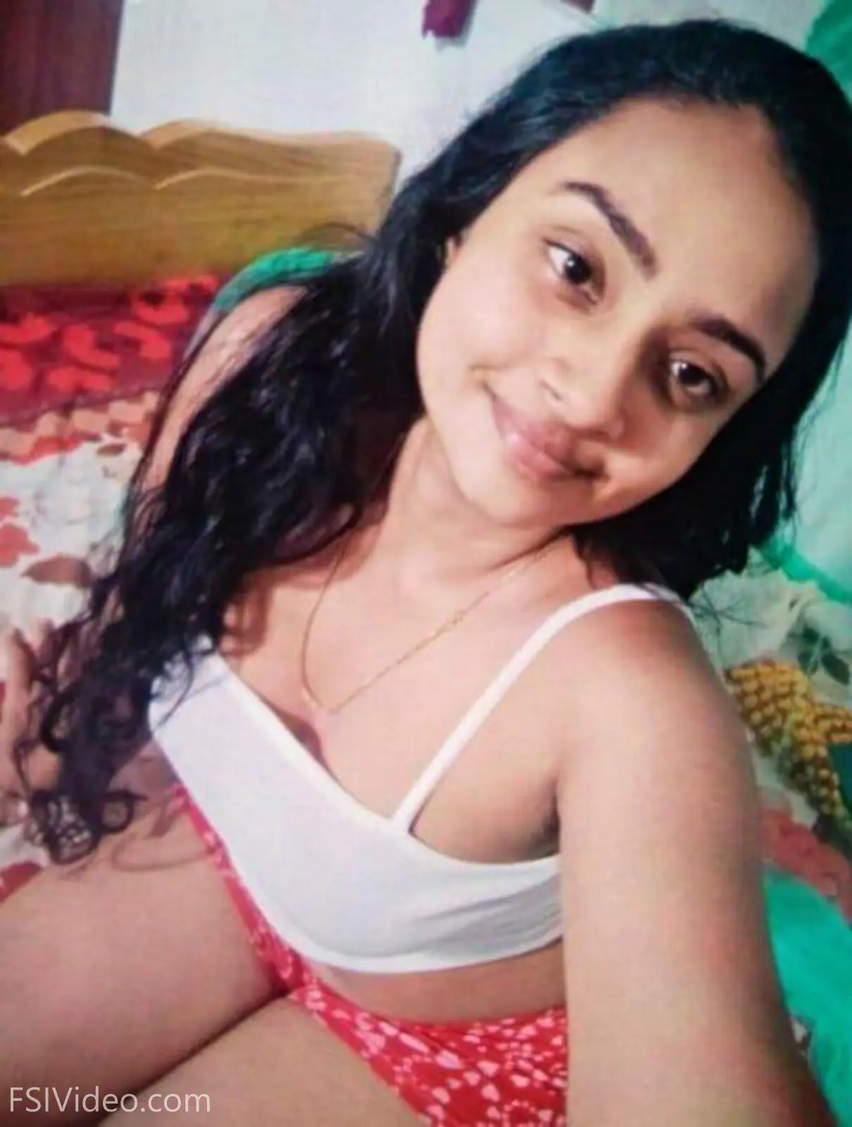 Sri Lankan Girlfriend Boobs Showing Topless Unseen