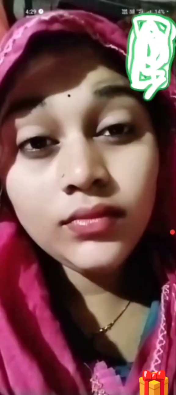 Beautiful Lips Bengali Girl Showing Boobs And Pussy
