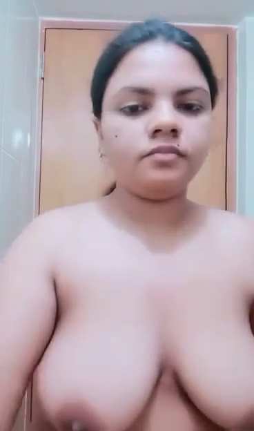Bengali Tiktoker Girl Striptease Nude Viral Video Making