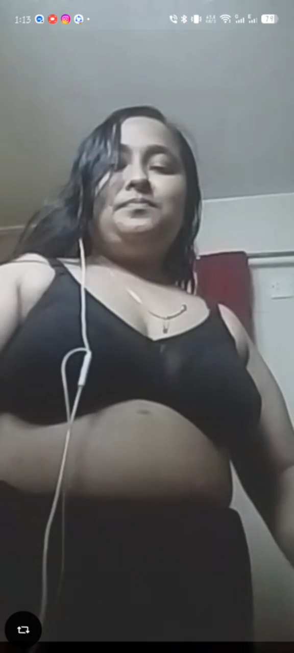 Big Ass Aunty Striptease Nude Show For Secret Lover