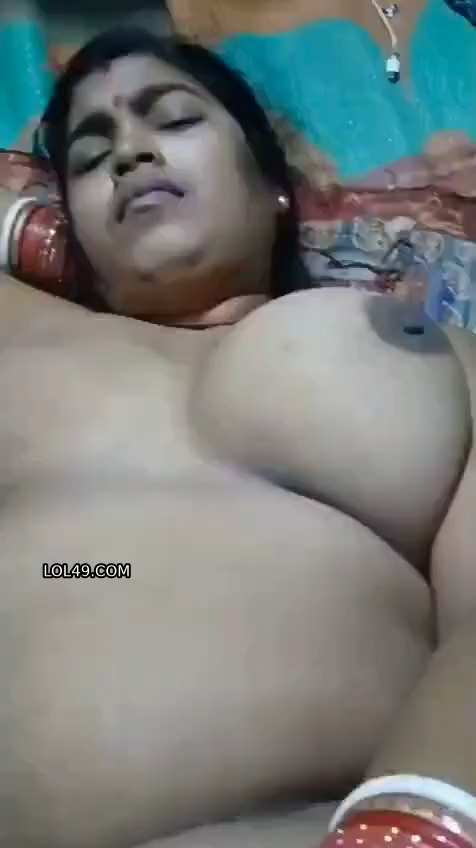 Big Round Boobs Aunty Sex Viral Homemade Clip