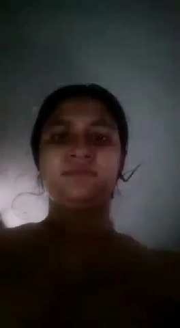 Chubby Bhabhi Pink Pussy Showing Viral Video Making - Thumbnail 8