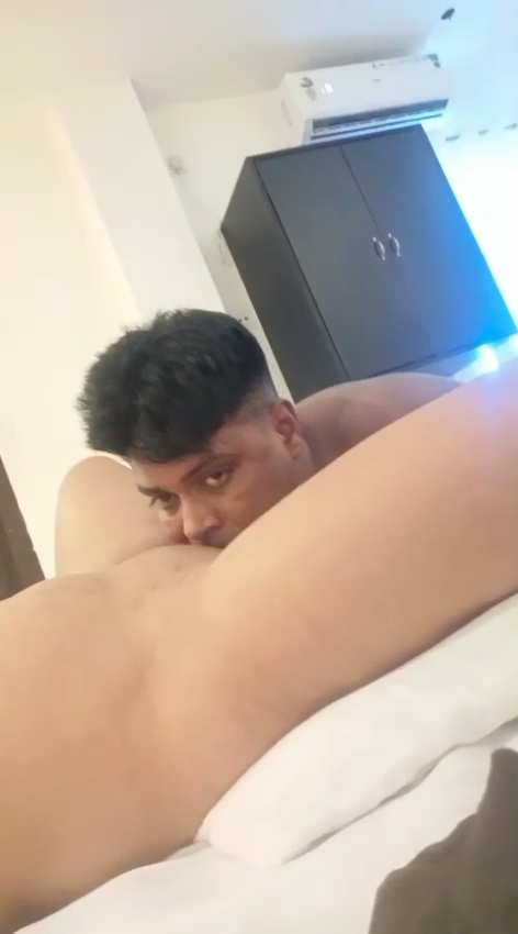 Desi Aunty Honeymoon Sex Video With Pussy Licking