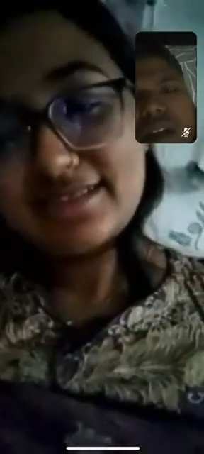 Desi Maal Shows Boobs On Video Call To Boyfriend