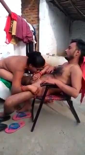 Fucking On A Chair By Mature Aunty With Tenant