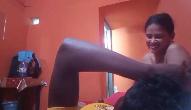 Young Guy Fucking Maid After Paying Viral Sex Scandal