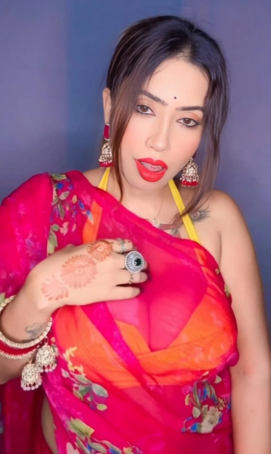 Bong Model Moumita XXX Topless Video