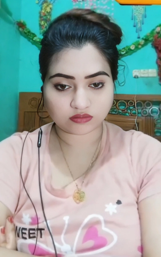 Desi Girl Chamet Live Fingers Her Wet Pussy
