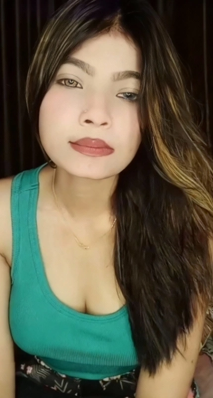 Desi Girl Chamet Nude Pussy Spreading and Masturbation Video