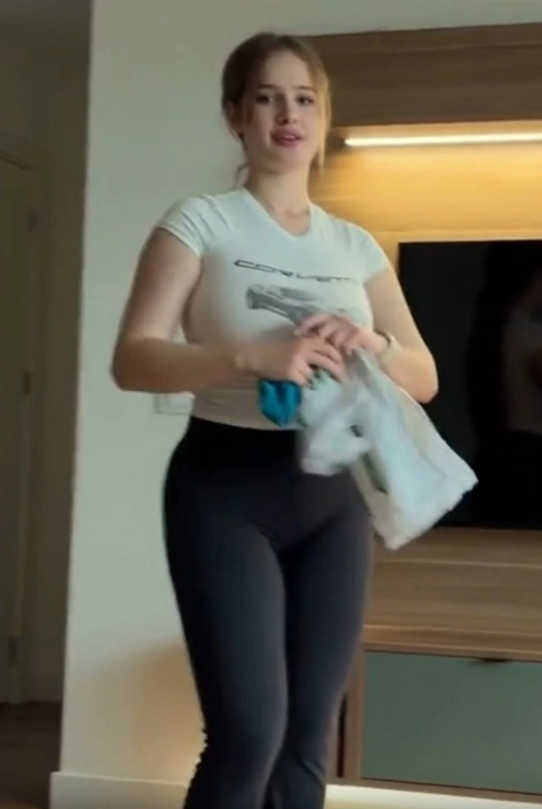 Desi Maid Fucked Hard For Cash Leaked Porn Video