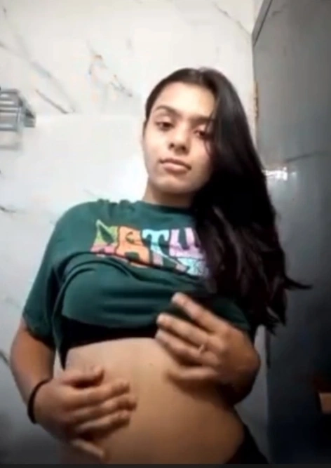 Desi Teen Girl on Omegle XXX Nude