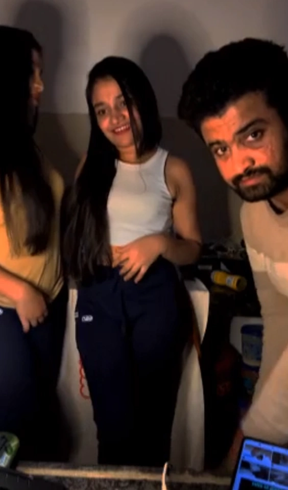 Desi Threesome Live Sex with Loud Moaning and Cum in Mouth