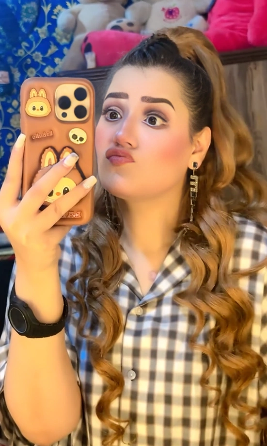 Hina Shaikh Viral Nude MMS Clip