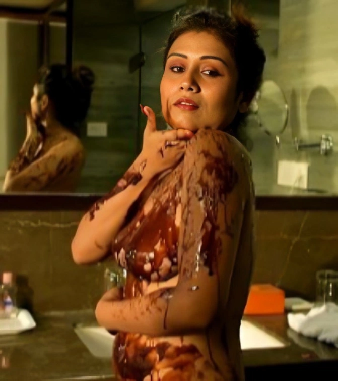Hot Bengali Model Nude Chocolate Play Leaked Video