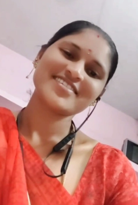 Hot Indian Wife Nude Video Leaked Boobs Bra Out Tease