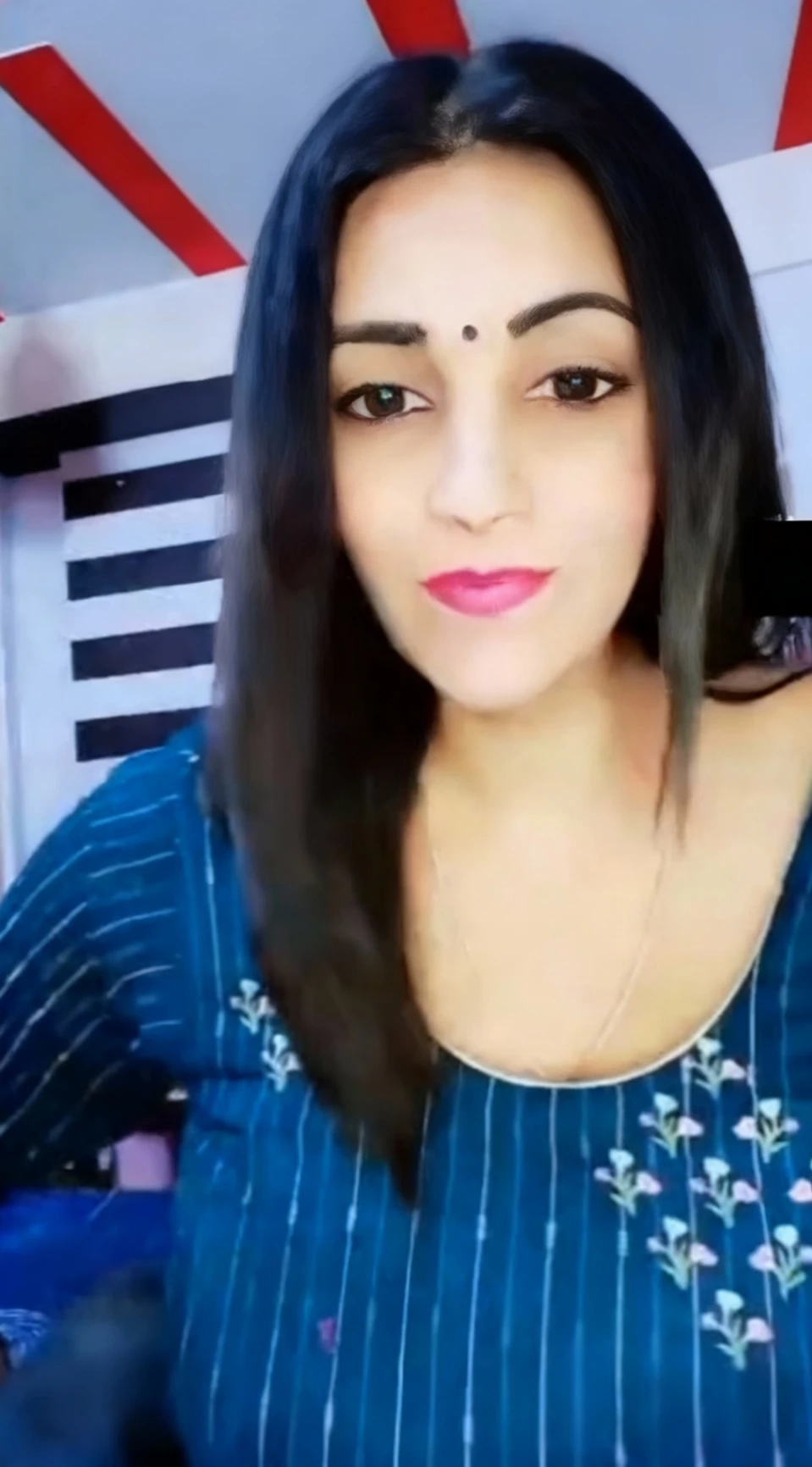 Hot Wife Chamet XXX Nude Huge Boobs Video