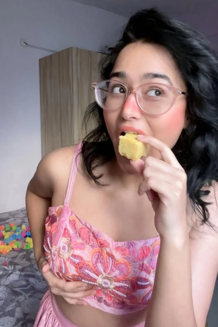 Kajal Pandey Exclusive Ass Tease Video