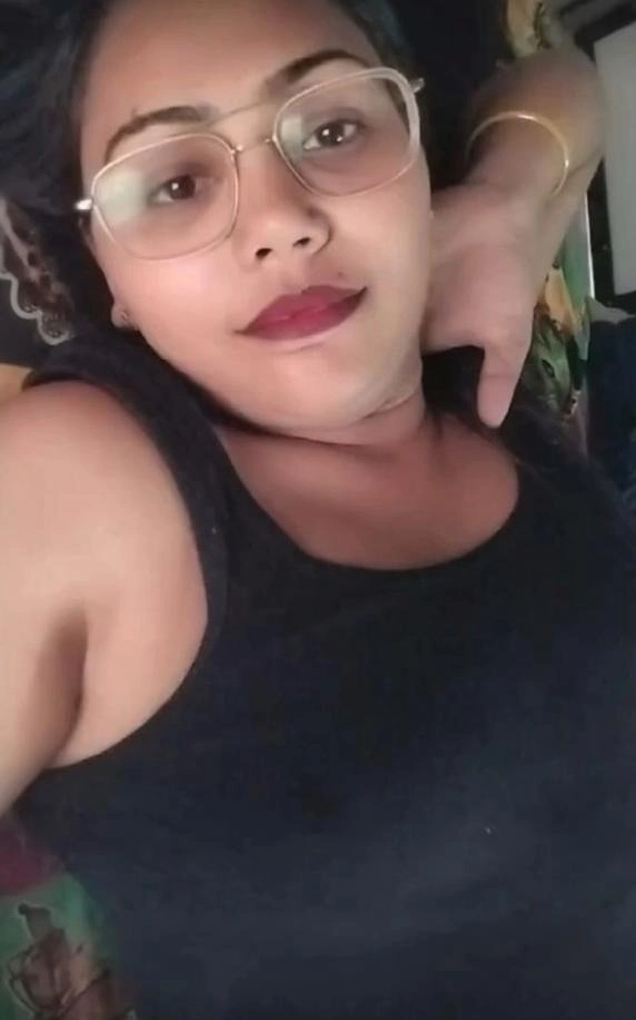 Live Tango Girl Cam Show Playing with Boobs and Pussy