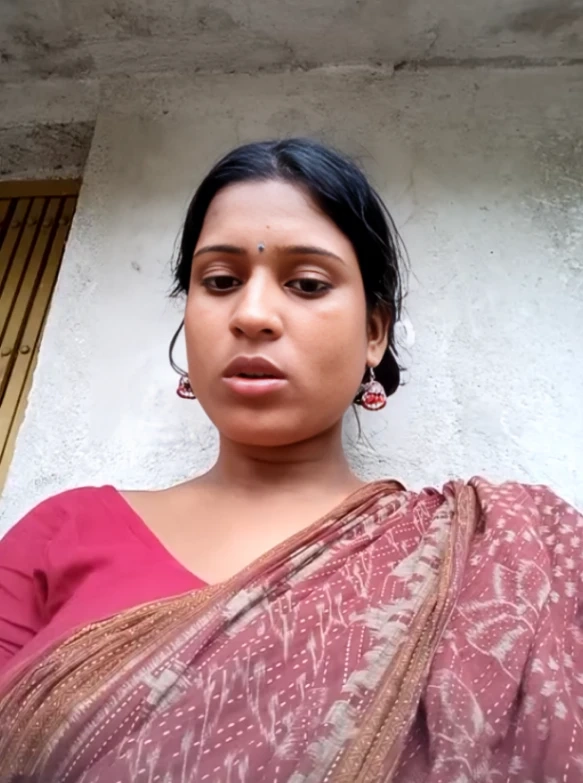 Watch Desi Aunty Nude with Big Boobs Out in XXX Leaked Video