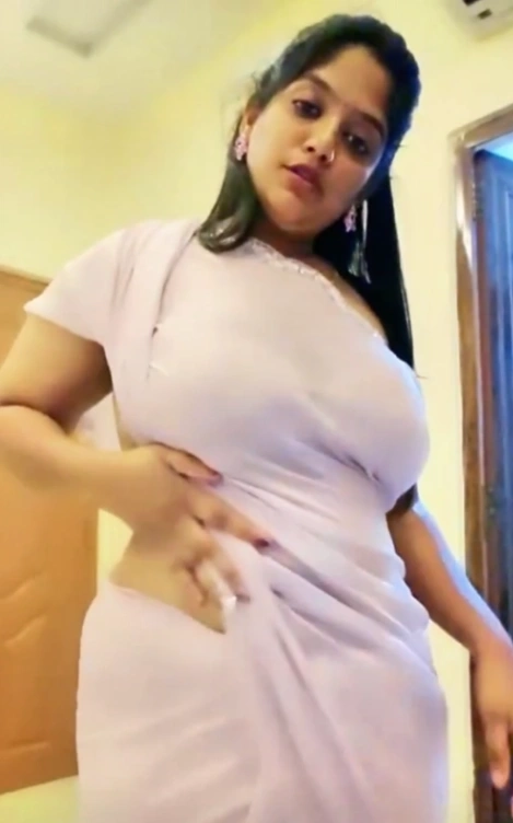 Watch Tango MILF Anu Fully Nude Live – Big Boobs & Ass Shaking